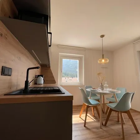 Amontis Dolomites Apartment *
